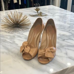 Vintage Marc Jacobs nude bow (removable) heels